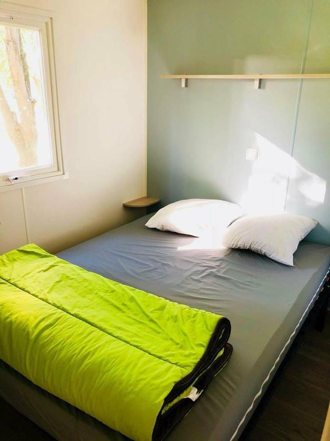 Camping Du Lion Bourg-Saint-Andéol Eksteriør billede
